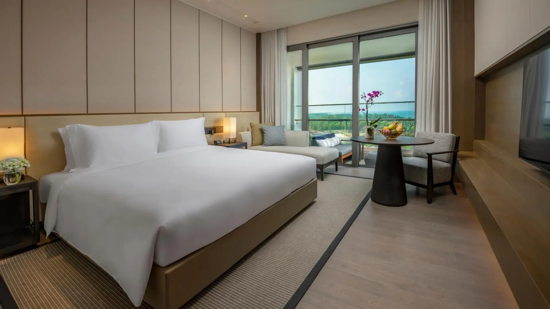 Hoiana Residences Duy Nghia 5*,  Vietnam