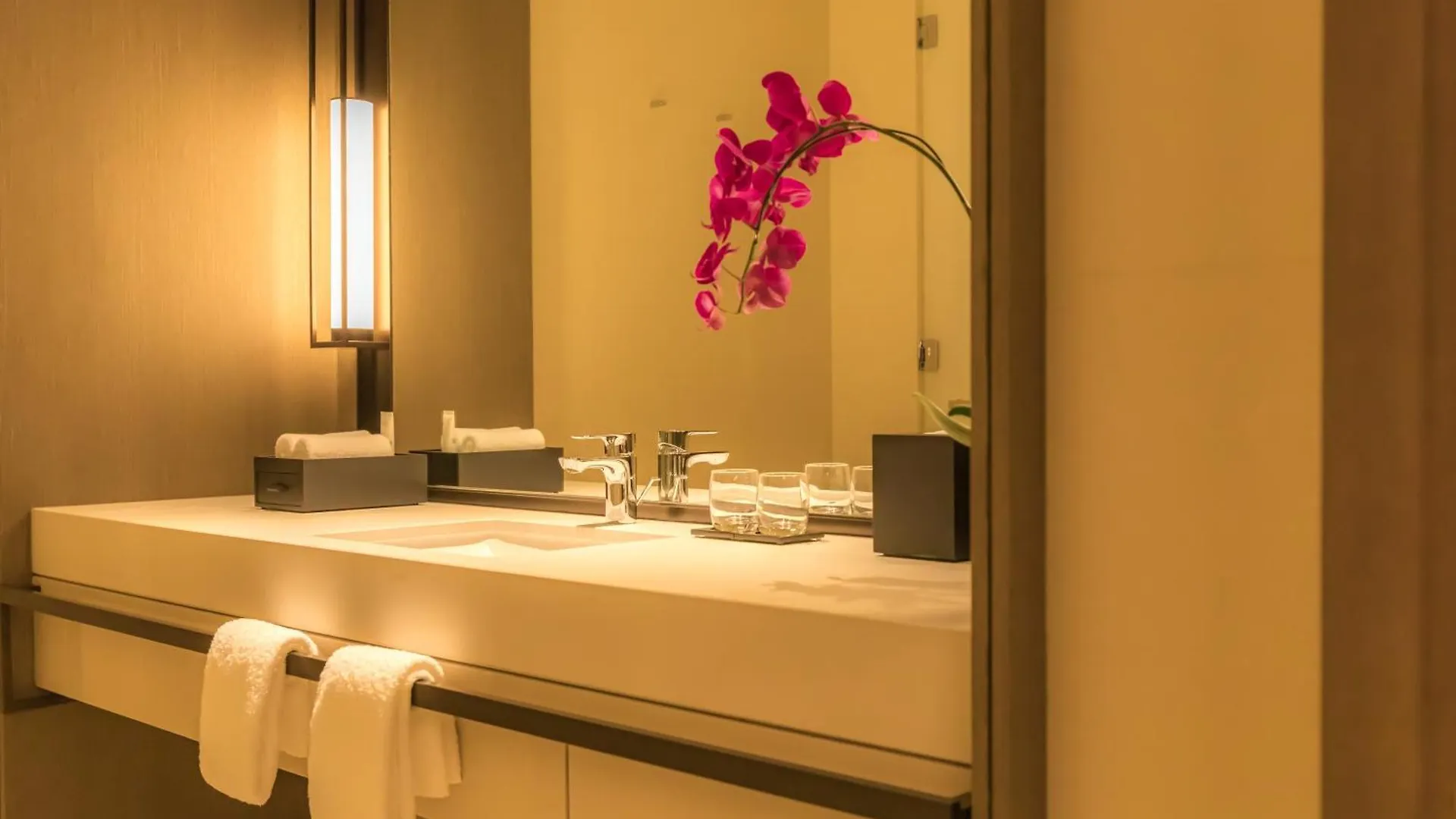 Hoiana Residences Duy Nghia 5*,  Vietnam